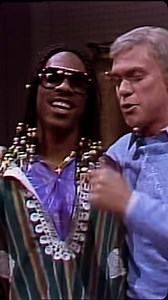 DJ 𝙝 𝙤 𝙡 𝙡 𝙮 rock💫 on Instagram: "Frank Sinatra (Joe Piscopo) and Stevie Wonder (Eddie Murphy) sing a version of “Ebony and Ivory” Season 7 of SNL 1982. #ebonyandivory #paulmccartney #steviewonder #eddiemurphy #snlvintage"