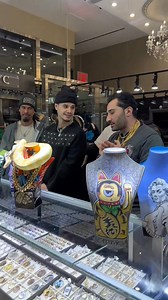 6.3K views · 220 reactions | 1_I got a python, a 1 kilo Cuban, and custom jewelry displays made by the best artist & . The first person to buy the kilo chain will get a custom display #goldenretriever #gold #goldenretrieverpuppy #golden | Goldforyou | Facebook