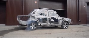 Garage54: Der erste transparente Lada der Welt ist fertig!