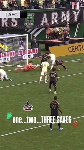 “NO GOAL?! 😱 Unreal Goal Line Save at the Last Second!”
