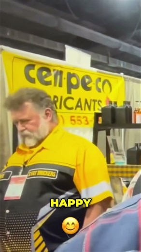 Trucker Talk: Meeting Dave from 3 Fat Truckers Podcast! #shorts