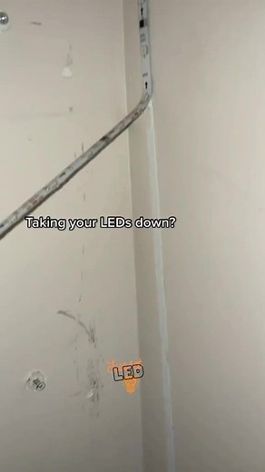 Are you tired of your bedroom strip lights? Try our Sunset LEDs instead, you'll love them😍 . . .#homediyideas #homehack #livingalone #apartmentdecor #tiktokmademebuyit #bedroomdecor #organizewithme #ledlights #sunsetlamp #giftideas #tiktokfinds #tiktokmusthaves #roomaesthetic #hiddengemnairobi