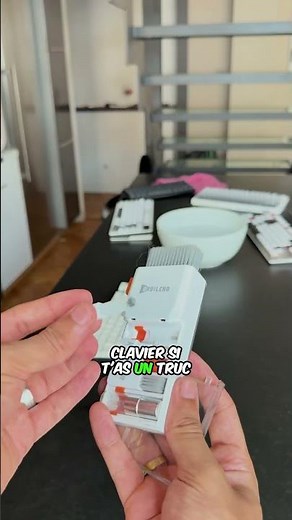 How to clean your gaming keyboard ✅
