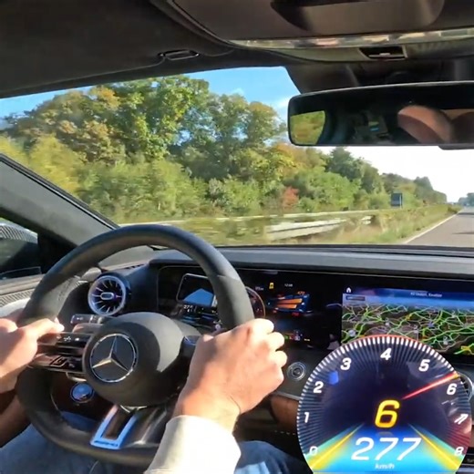 843HP 2024 Mercedes-AMG GT 63 SE on the Autobahn! | AutoTopNL