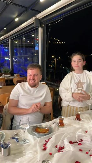 Elif, a huge surprise for the cinema @elifsinemtv