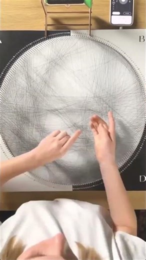 Trasformo una foto in un ritratto fatto solo di fili ✨🧵https://artstudiodiy.com/