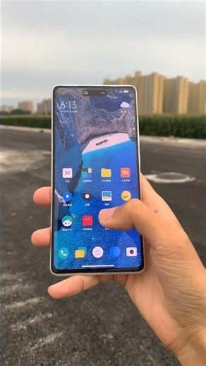 Xiaomi Mix 4's Dynamic Island mode, Earth Super Wallpaper, and MIUI 12 system create a truly smooth