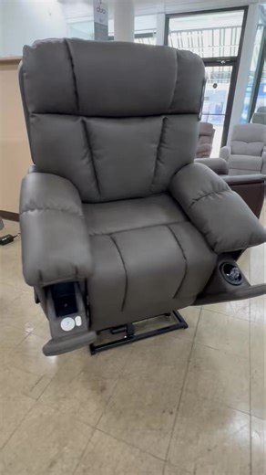 Mega Motion Lift Chairs!!! | Main Street Appliances & Home Furnishings