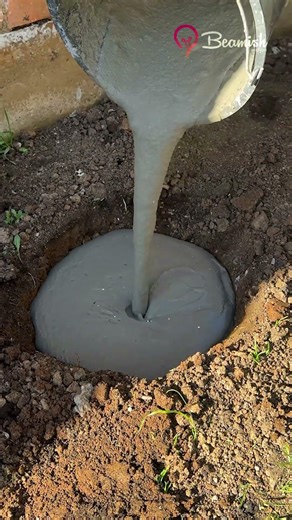 Reinforced Concrete Fence Post 💪 #diy #fence #concrete #post