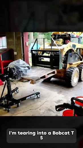 Rebuilding the Bobcat T590 Engine - Part 1