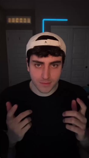 Danny (@dannyrayes)’s video of Danny