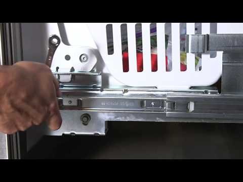 Freezer door adjustment – Bottom Freezer Refrigerators