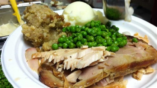 A free meal: With SNAP/EBT benefits running out, Maine businesses are stepping up