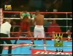 🗓 #OnThisDay – 11th January 1997 Félix “Tito” Trinidad scored a brutal KO in round 3 over Kevin Lueshing in Nashville, showcasing his trademark power and precision. 👑 IBF Welterweight Title retained Another explosive defense during Tito’s dominant reign at 147lbs. #Boxing #History #FelixTrinidad #TitoTrinidad #Welterweight #IBF #BoxingHeritage #OnThisDay | BTR Boxing Podcast Network