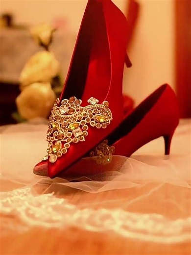 Red Embellished Wedding Flats for 2026 | Comfort Meets Elegance 🥂