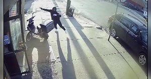 NYPD searching for 3 suspects after shots fired in Brooklyn