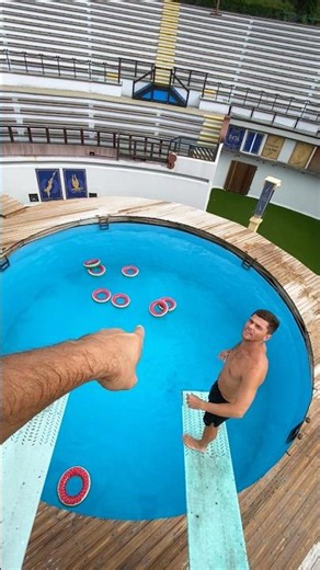 Diving challenge with float rings 💪👏