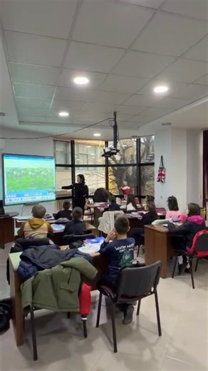 YES KORÇË on Instagram: "📚🎶 Learning Through Music! 🎶📚 Today at our center, we learned and reinforced the irregular plural forms through a fun and engaging song! 🎵 Our goal was to help students remember irregular plurals more easily, improve their pronunciation, and build confidence in using them correctly in sentences. ✅ What did we achieve? – Students actively participated and enjoyed the lesson. – They memorized irregular plurals more naturally through rhythm and repetition. – They used