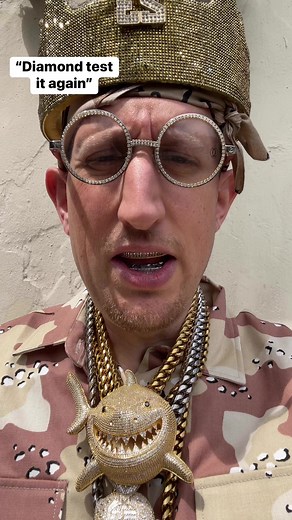 Diamond testing my chains | Malki Means King