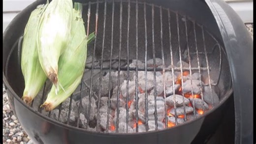 Grilled Sweet Corn Recipe | Juicy, Smoky & Delicious