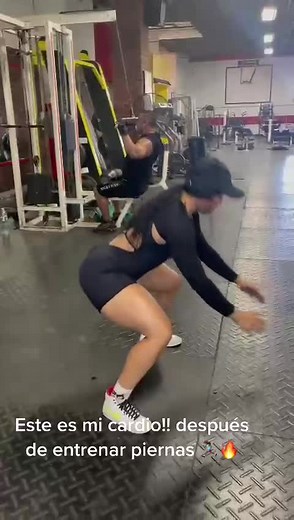 Effective Gym Squats for Cardio and Strength Training