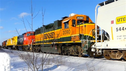 EMDX 7219 + BNSF 2090 | CN Train A424 on the Halton sub at MP 25