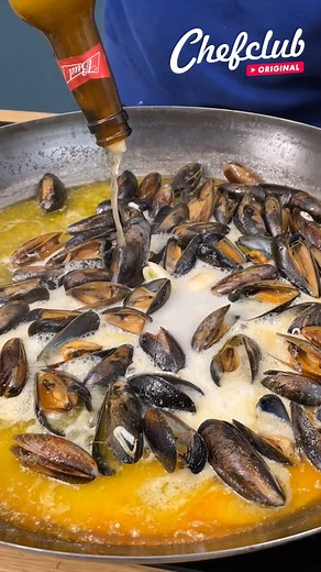 Unbeerlievable Mussels! This recipe is all you need 😋 | Chefclub GruB
