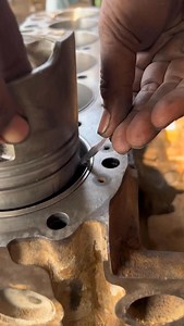 11K views · 1.5K reactions | Engine Rebuild Tips | 6 Cylinder Piston to Bore Gauge Inspection Explained#engine #truck #mechanic #tipsandtricks #reels | Skills man | Facebook