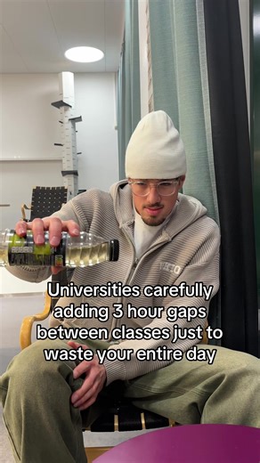 Stylish Heavy Knitted Zip Up Hoodie in Military Green