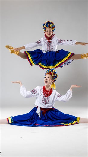 A huge shout-out to senior Meredith Wiegel @m3r3d1th.w in her final Nutcracker performance as the Ukrainian soloist 🤍 Beautifully double-cast alongside ninth grader Lilah Goel @lilah.goel —a strong and heartfelt performance from both dancers and the entire Corp and Page Soloist. Grateful to Colleen Prince @colleen.prince for the stunning choreography. We’re proud to honor and keep this Ukrainian tradition alive in our Nutcracker @metropolitan_arts 🎥 Austin Reaves @austinreeves_cine | 📸 Chris 