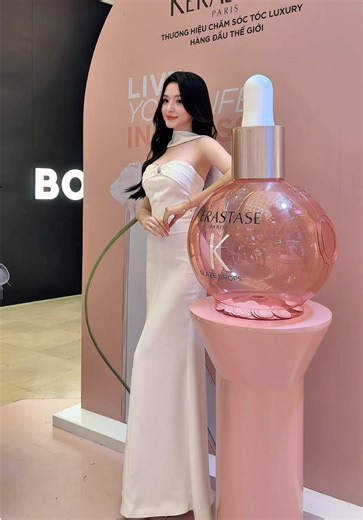 Mái tóc là vương miện của chính mình mỗi ngày , đừng quên giữ nó luôn rạng rỡ 🌸🌷💗#KerastaseVN #HợpTácCùngKérastase