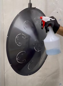 RAV Vast Glazing: the invincible donut we baked through 2018. Remember? It's making a comeback! Stay tuned and let's catch up. So, our masterful craftsmen have already welded the seams, cut out each individual tongue, sanded down the surface to perfection, baked it and now it's time to glaze the RAV donut. WHY? To give a more natural and broader musical range. And to fix the corrosion that many RAVs suffered from before 2018. Glaze instead of paint will now be stronger than before = rust resista