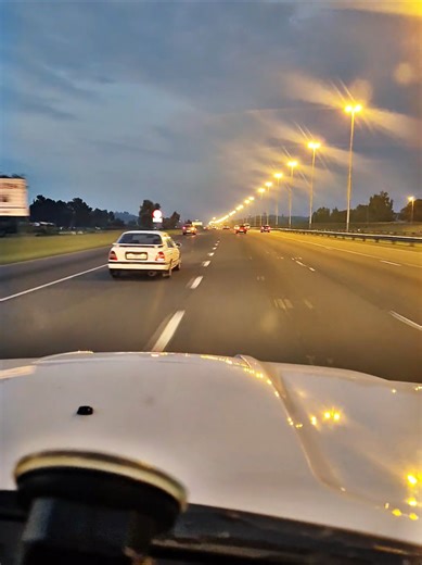 S6 vs Mahindra: Epic Drag Race Showdown