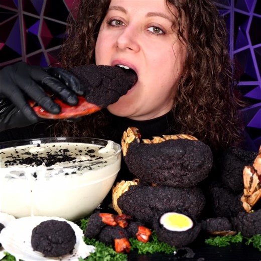 Monica ASMR on Instagram: "ONE CHIP CHALLENGE 🔥😳 + DEEP-FRIED KING CRAB & LOBSTER ASMR MUKBANG Extreme Heat • Crunchy Seafood • Satisfying Eating Sounds 🤯 👉 FULL VIDEO on YouTube: Monica ASMR 🔗 Click the link in bio or search “Monica ASMR” on YouTube #reels #reelsvideo #reelsviral #viralreels #trendingreels #explorepage #fyp #foryou #foodreels #asmrreels #asmr #foodasmr #asmreating #eatingsounds #notalkingasmr #mukbang #mukbangasmr #onechipchallenge #spicychallenge #extremespice #kingcrab #