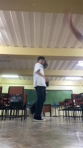 Mastering the C Walk with Your Idol