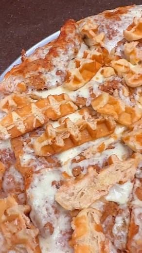 WHO LOVES CHICKEN AND WAFFLES⁉️ - 🍗🧇🍗🧇 - Right here we have the definition of savory sweet combination, bacon, mozzarella stuffed crust topped with crispy chicken strips, homemade waffles, and a mouthwatering honey maple glaze 🤤 - #njsfinest #cheatmealhq #pizza #brotherbruno #foodie #foodporn #eatlocal #cheat | Brother Bruno's Pizza, Deli & Bagels