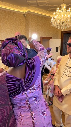 Traditional wedding- Adeola Sam #dfabulouss #ukalaga #ukwedding ##naijatiktok #londonalaga