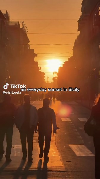Magia del Tramonto a Gela: Un'Opera D'arte Quotidiana