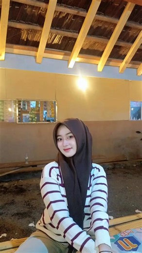 Temukan Cewe Cantik di CapCut