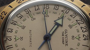 New Airman the Chief Purist, cream dial and blue hands. GL0415 | Glycine Watch SA