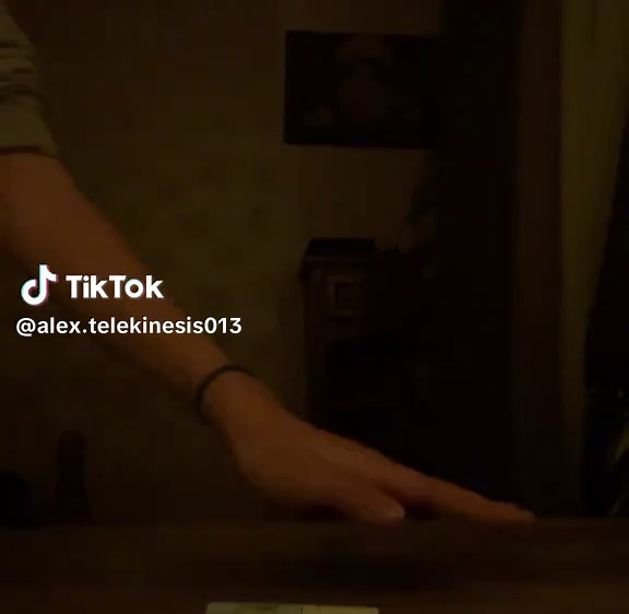 Alex💘 (@alex.telekinesis013) - Elle Demonstrates Telekinesis with Mind-Blowing Superpowers