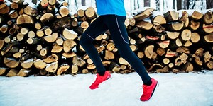 The Snow and Ice Won’t Doom Your Outdoor Run, Thanks to These Tips