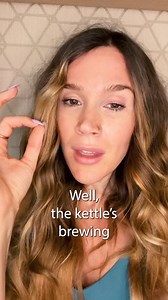 Who’s been enjoying my new single ‘Loving You’? Who’s been up to one of the tings I’ve mentioned 👇 Let me know in the comments 🥰 Still not given it a spin yet? Don’t worry babe, hit the link, it’s all there for ya 💋 https://social.tunecore.com/linkShare?linkid=P8-VXSKyWI8O11qVjFxE4g | Joss Stone