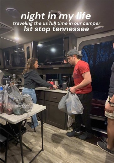 Full-Time Camper Life Adventures in Tennessee