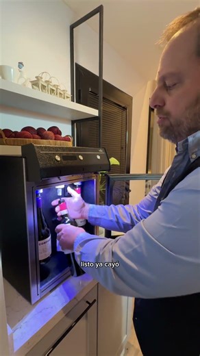El sistema de conexión de Vitte permite reemplazar el vino de forma rápida, limpia y segura 💥🍷