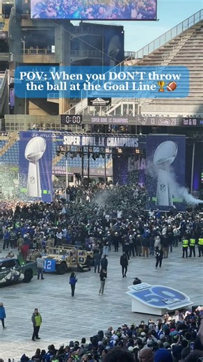 2 Super Bowl Titles and 4 Super Bowl appearances! Some people don’t even get to see this in a lifetime and we have 2! I missed the parade in 2014, but I wasn’t going to miss this one. The Trophy Celebration and Parade was as electric as ever. Seattle and the 12’s showed out for the @Seattle Seahawks and it was an absolute party for our city! Go Hawks!🏈🏆💙💚 #seattle #seahawks #superbowl #seattletiktok #nfl