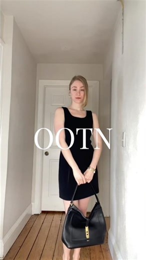 Outfit of the night 🖤 thrifted 90s little black dress