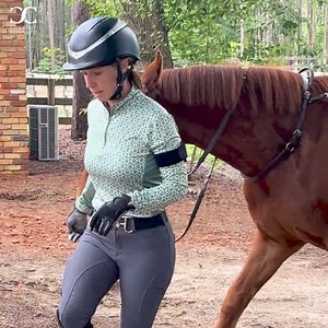 The Double Neck Strap is the best way to feel confident in the saddle. It gives all kinds of riders peace of mind, knowing there is an extra rolled leather sitting above the neck strap to grab onto! 🐴 150 5-star reviews 🐴 High-quality leather and craftsmanship 🐴 Extra full, full, and pony sizes available 🐴 Extra long strap, standing martingale, and running martingale add-ons available | Correct Connect
