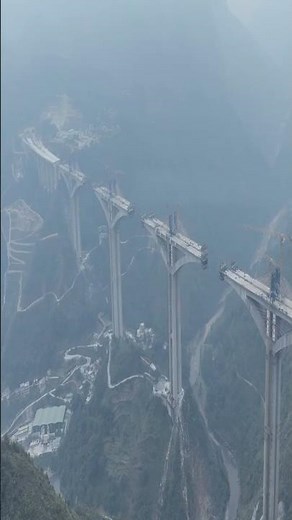 This Bridge Shouldn’t Exist 😱 | పర్వతాల మధ్య ఆకాశంలో వేలాడే Liuzhi Bridge