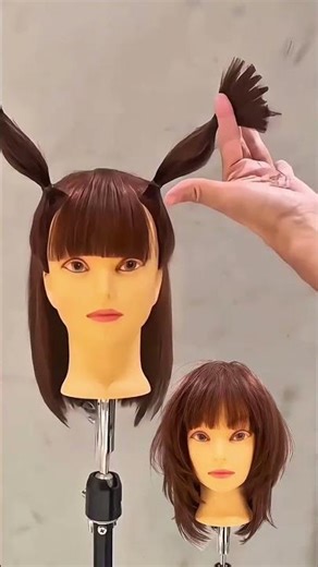 Two braids are cut to create a youthful collarbone hairstyle#Haircut tutorial#Hairdressing